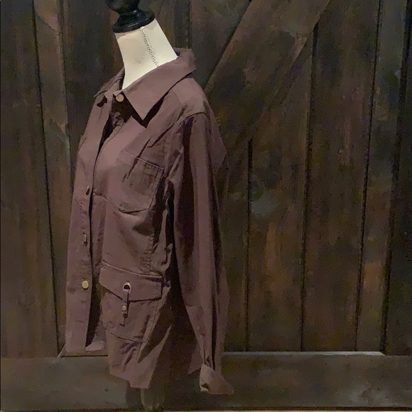 Dalia Brown button down top - Picture 5 of 11